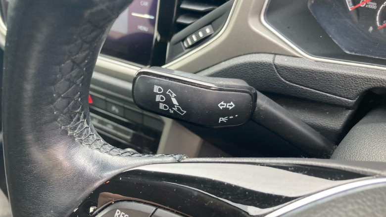 Volkswagen T-Roc 1.0 TSI SE 5dr Petrol Hatchback